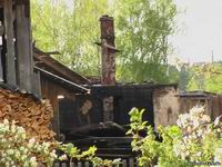 Сгоревший дом на ул.Рабочей Подосиновец